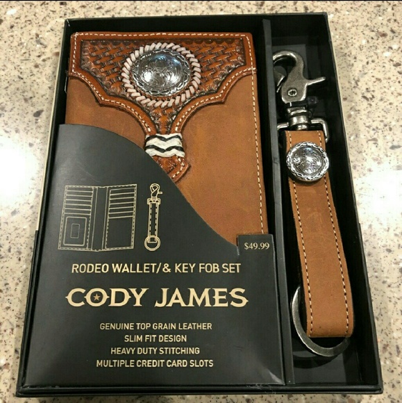 BNIB Rodeo wallet/ & key fob set - Picture 1 of 6
